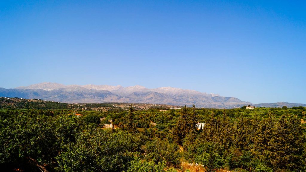Almyrdia Kreta widok na góry Białe