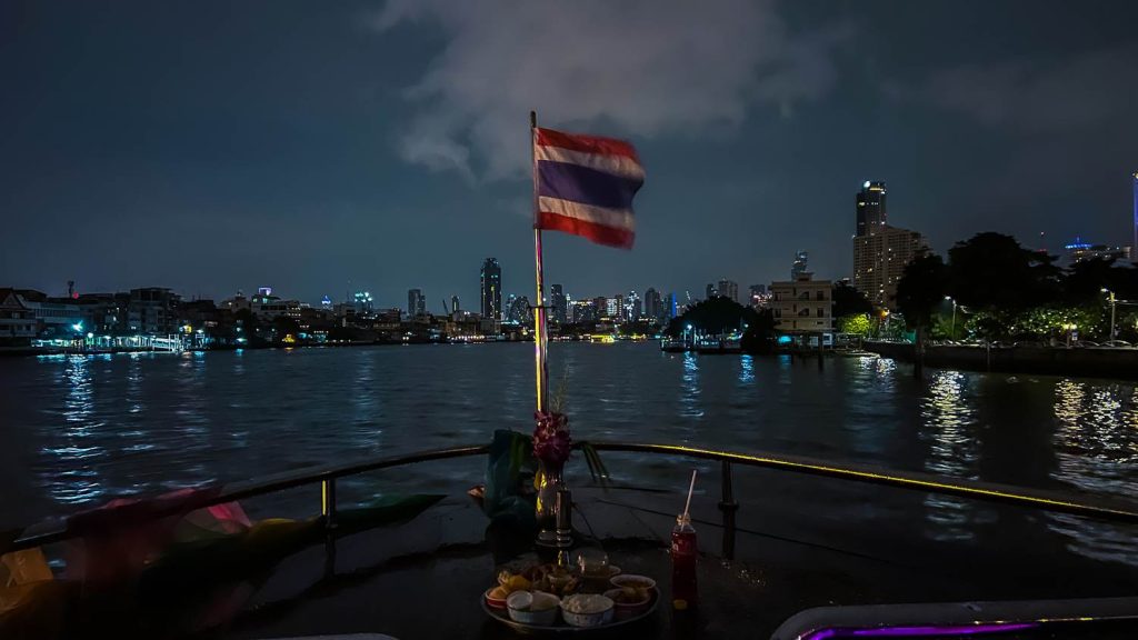 Rejs po rzece Chao Phraya